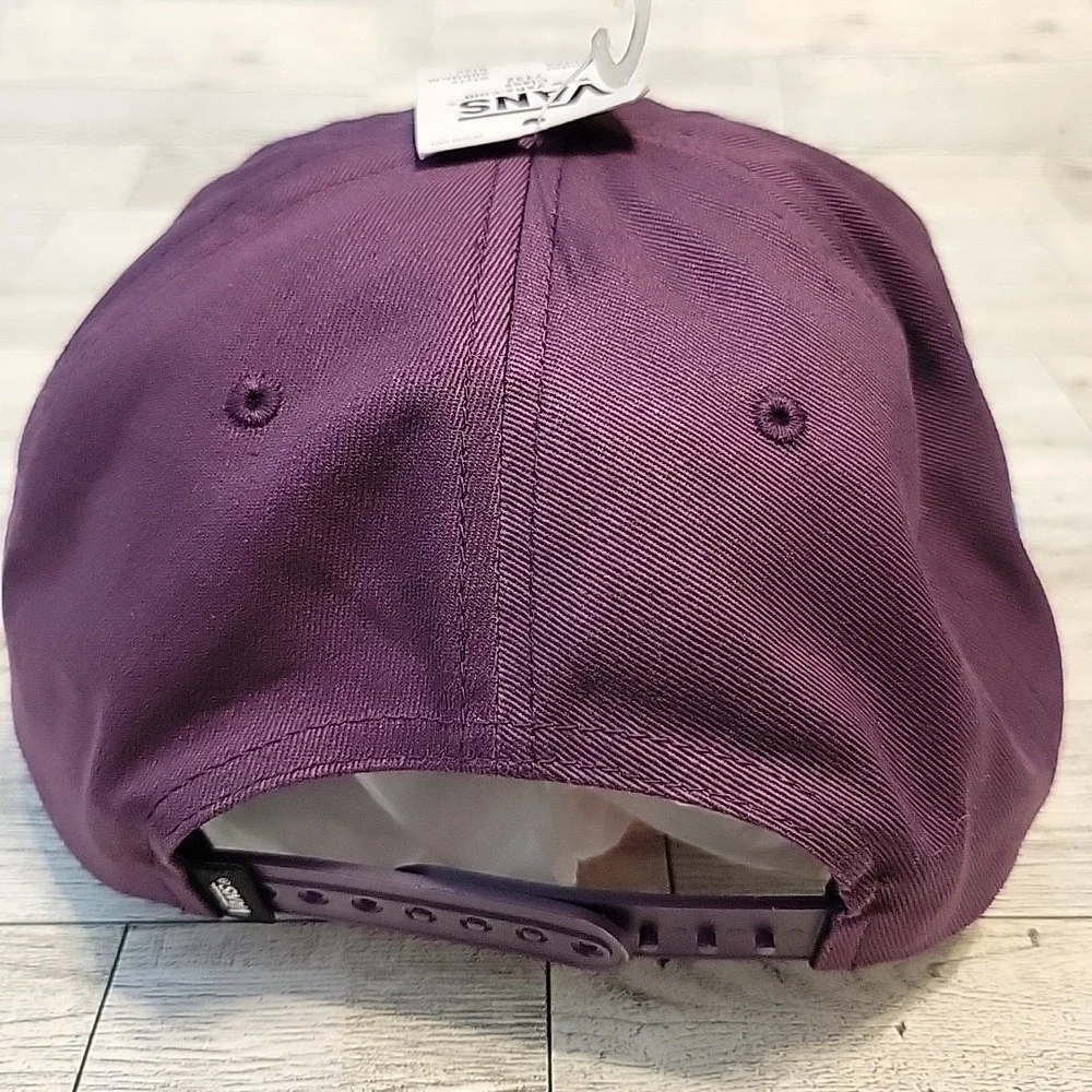 Vans Hat Whammy Low Unstructured Purple Blackberry‎ Wine Hat Allover Design NEW
